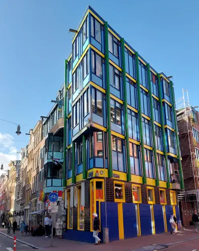 feng shui triangle shaped building