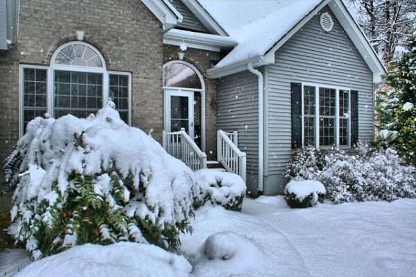 feng shui front house facing street