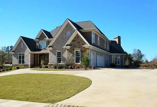 feng shui curved drive way